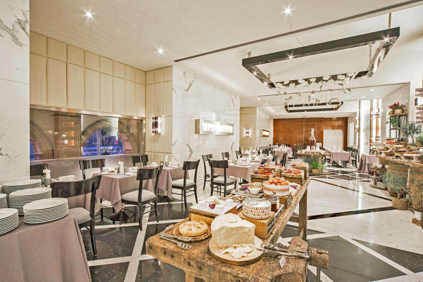 Hotel Anantara Palazzo Naiadi 5*