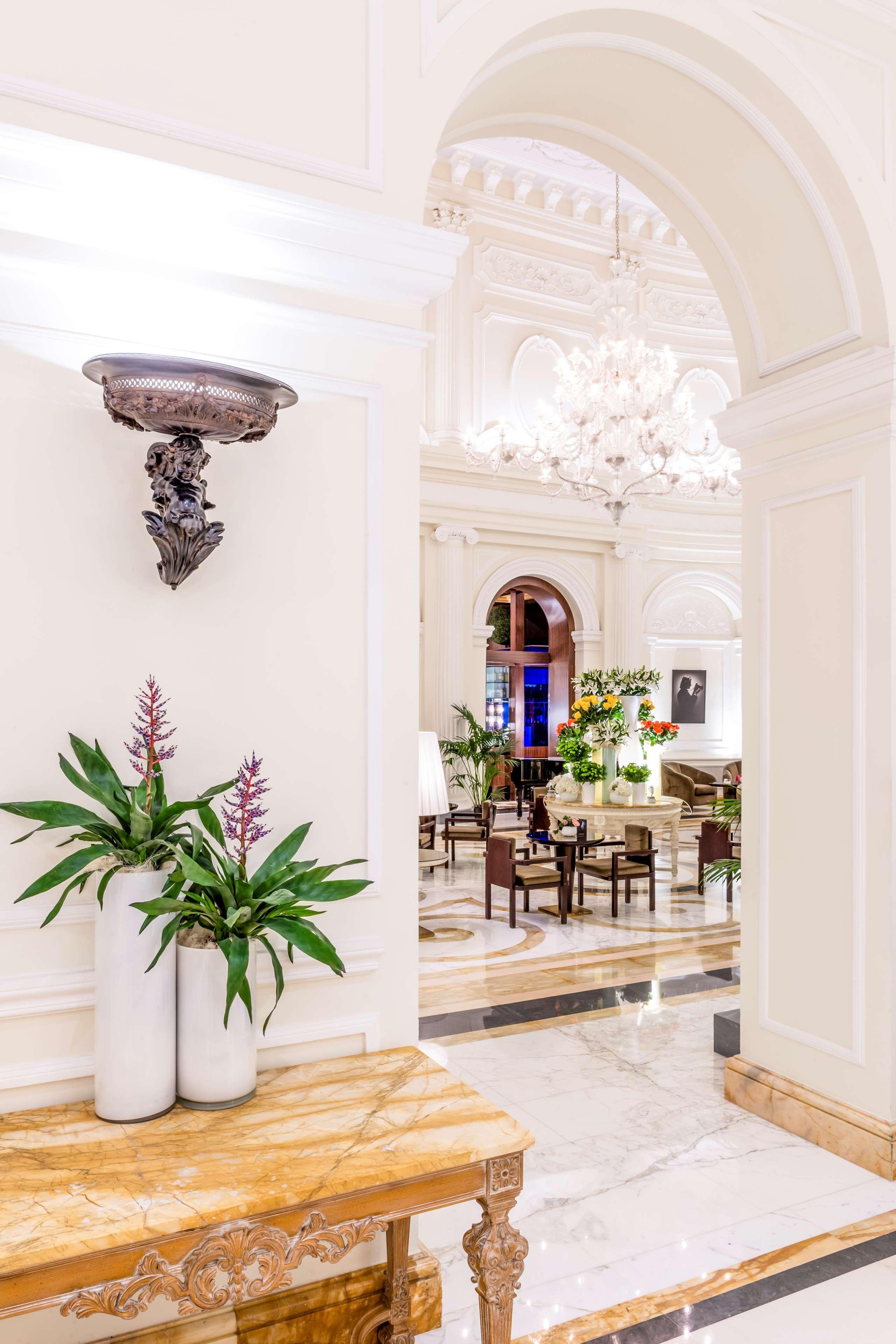 Anantara Palazzo Naiadi Hotel